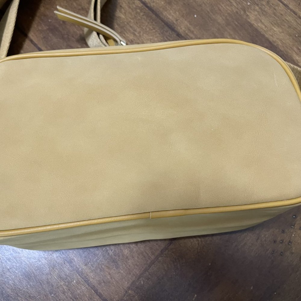 Universal Thread Purse - image 3